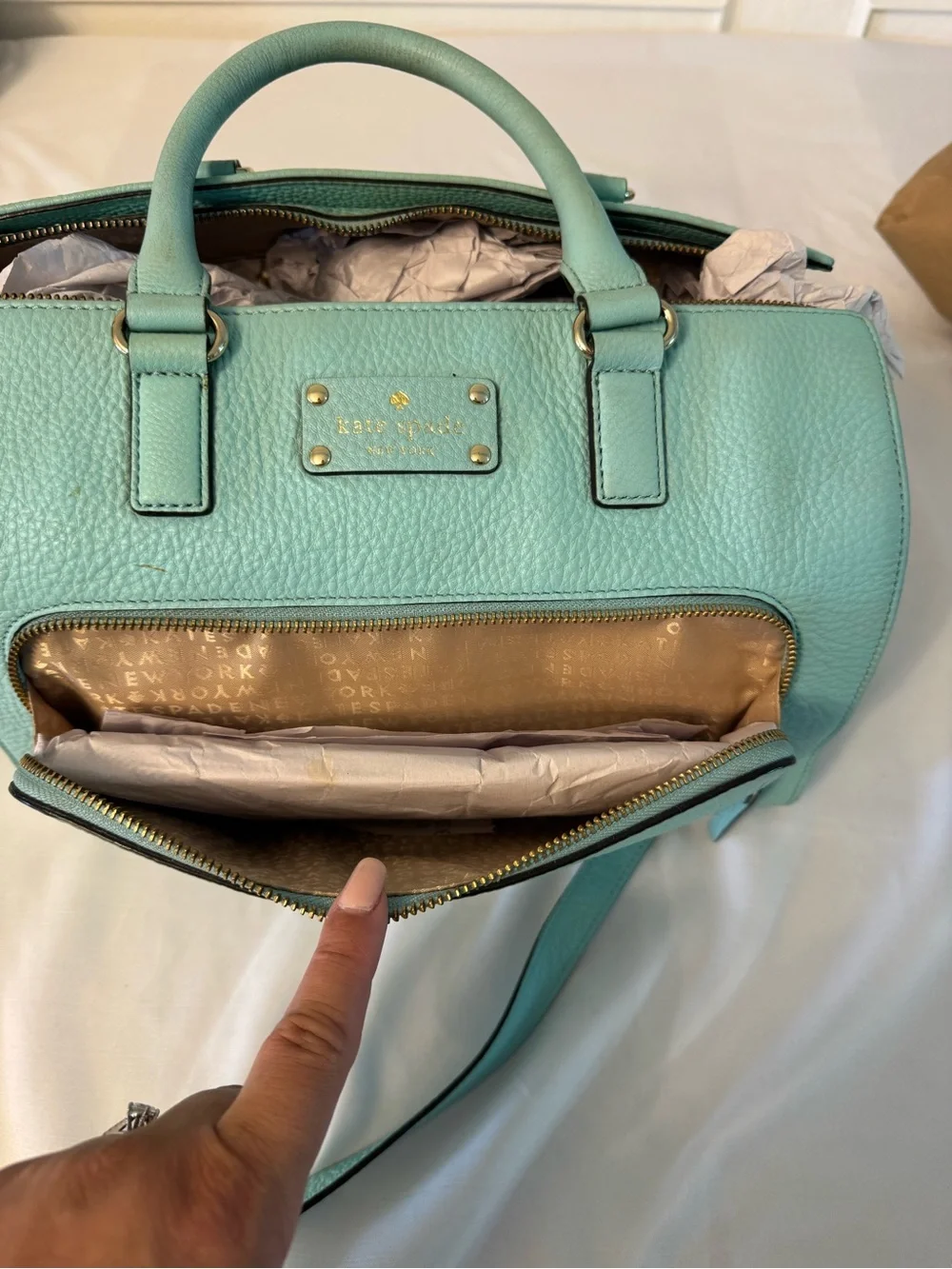 kate spade - Robins egg blue pebble leather shoulder bag with detachable strap